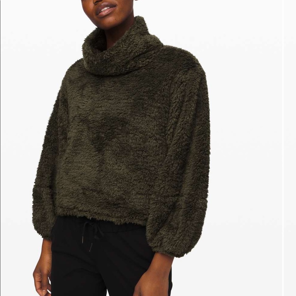 NWT lululemon warm restore Sherpa pullover l/xl